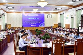 Khu vực Miền Trung-Tây Nguyên: Đẩy mạnh ứng dụng CNTT trong xây dựng chính quyền điện tử