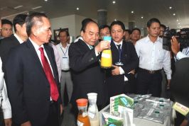 Thủ tướng Nguyễn Xuân Phúc: Hậu Giang cần phát triển nền nông nghiệp thông minh