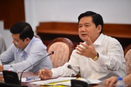 Bí thư Thành ủy TPHCM Đinh La Thăng: Lắng nghe, xem lời chê bai, chỉ trích là động lực để vươn lên