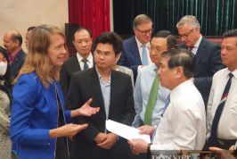 Chủ tịch UBND TP.HCM Nguyễn Thành Phong: "Tôi nhận nhiều đơn kêu cứu của doanh nghiệp"