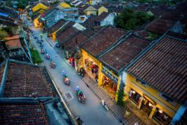 Tổng Bí thư: Long An bứt phá đi lên