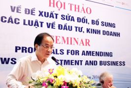 'Càng ngày luật càng dài hơn, khó hiểu hơn'
