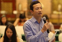 Một loại bánh có 12 nguyên liệu phải xin 13 giấy phép