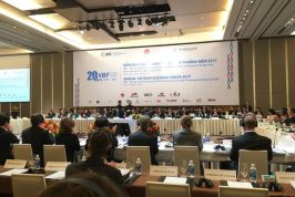 CỨ 4 DOANH NGHIỆP THÌ CÓ 1 ‘KÊU’ KHÓ KHĂN LỚN NHẤT LÀ THỦ TỤC HÀNH CHÍNH PHIỀN HÀ