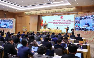 Thủ tướng Chính phủ: Chuyển đổi số phải gắn với 'toàn dân, toàn diện, toàn trình'