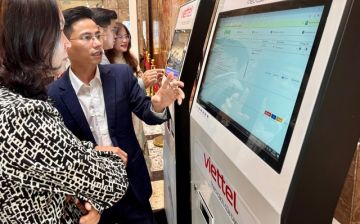 Hà Nội tăng tốc khắc phục hạn chế trong xây dựng chính quyền điện tử